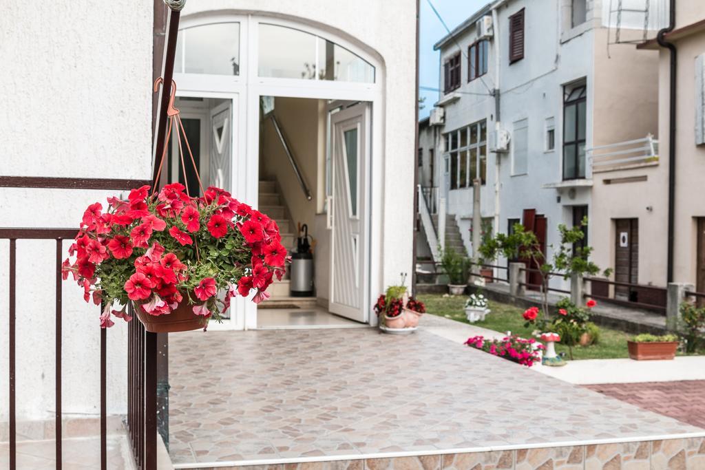 Apartment Marko Kastela Exterior photo