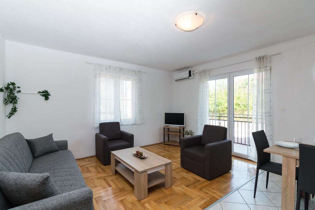 Apartment Marko Kastela Exterior photo